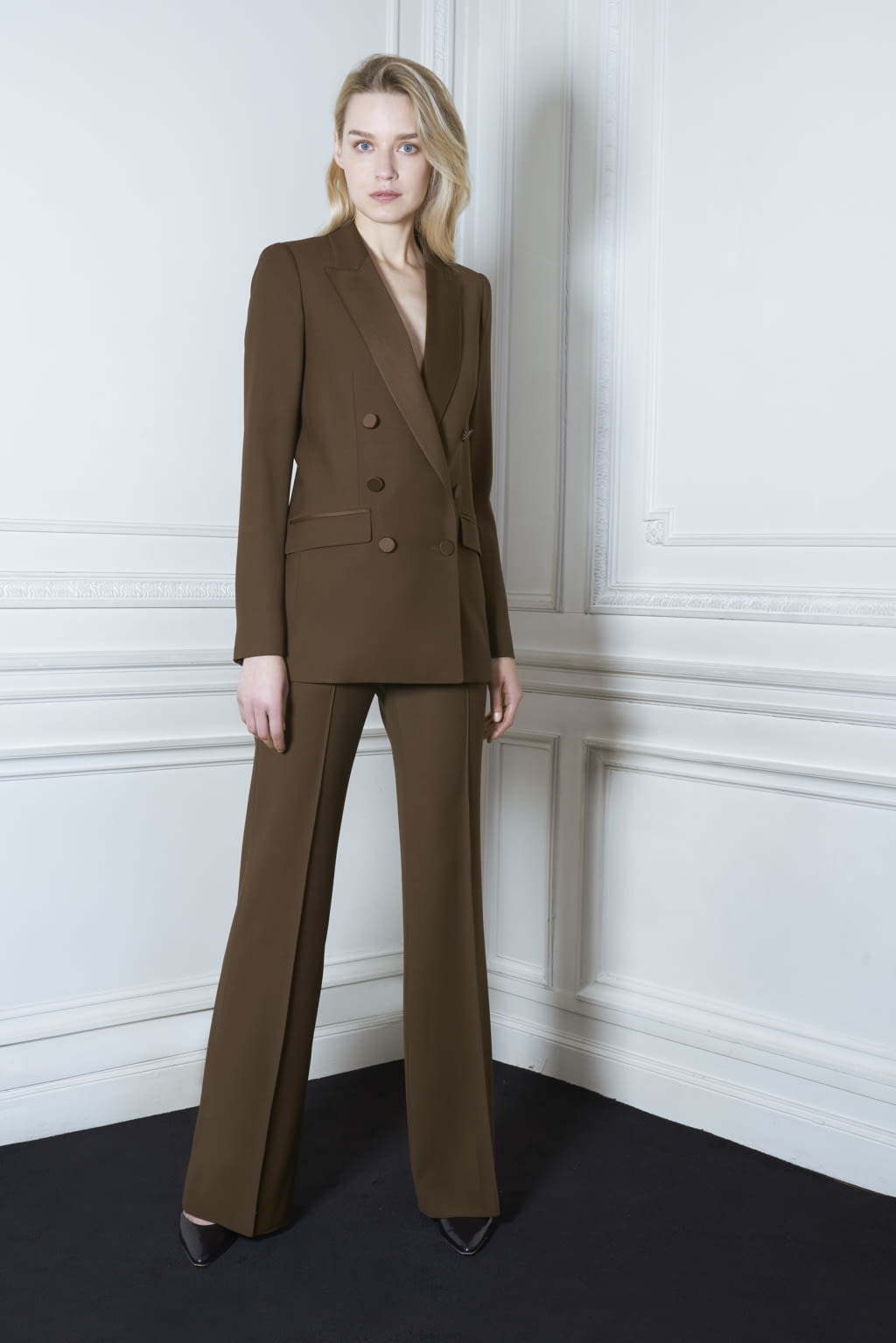 Fashion Week Paris Fall/Winter 2019 look 20 from the Pallas Paris collection 女装