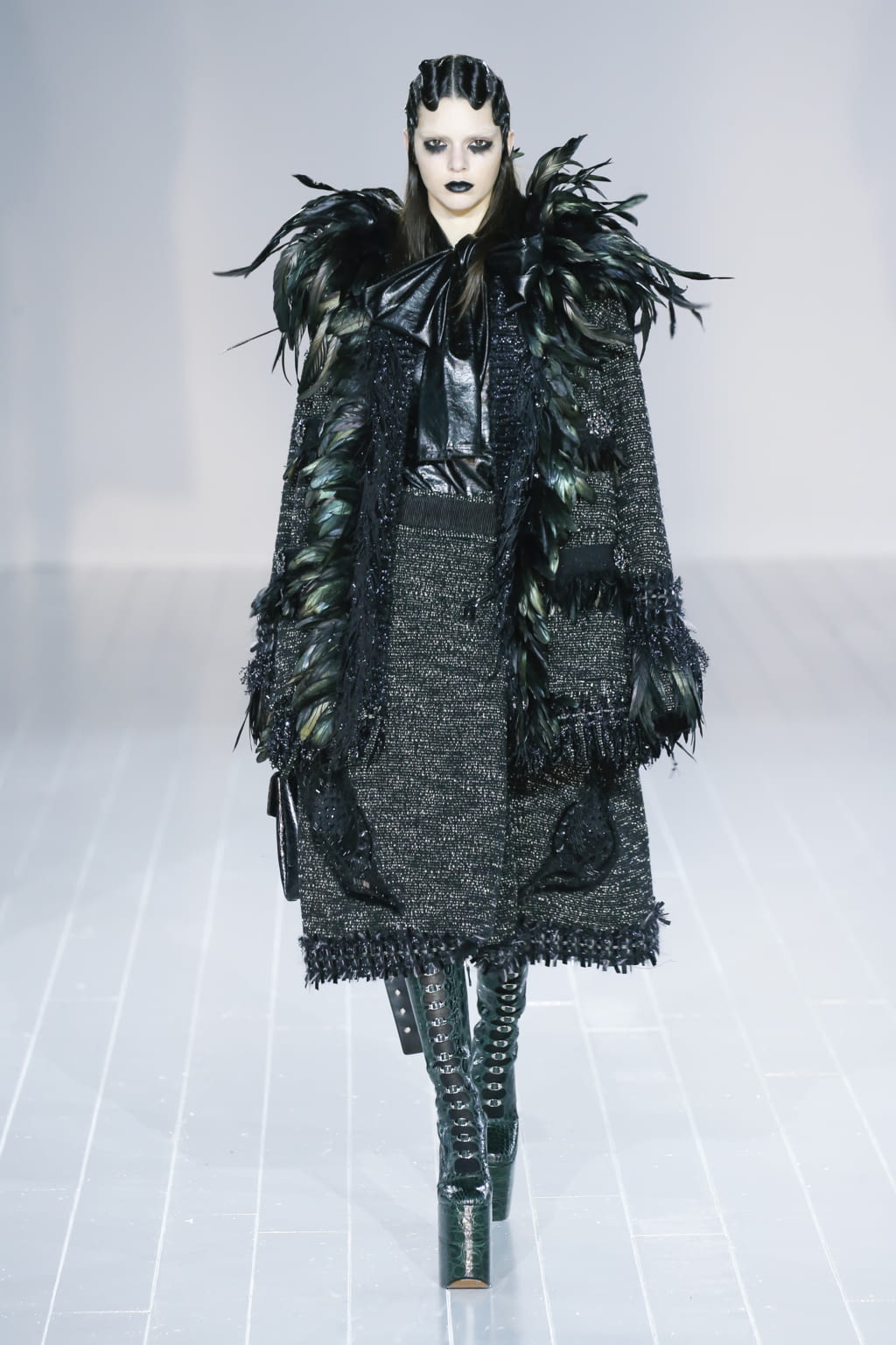 Fashion Week New York Fall/Winter 2016 look 19 from the Marc Jacobs collection womenswear