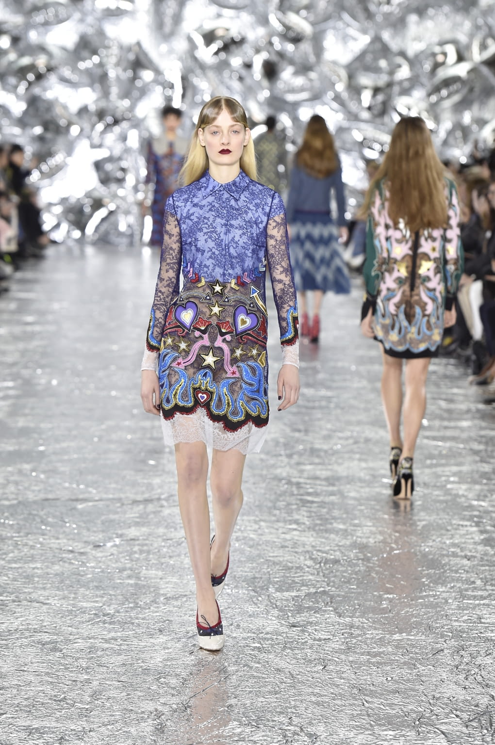 Fashion Week London Fall/Winter 2016 look 19 from the Mary Katrantzou collection 女装