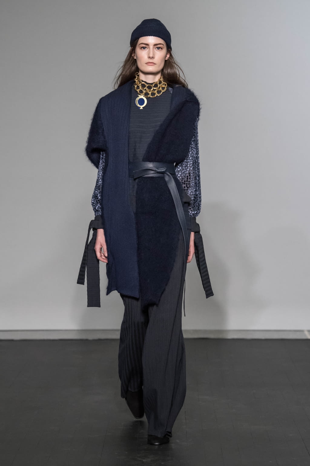 Fashion Week Paris Fall/Winter 2018 look 19 de la collection Nobi Talai womenswear