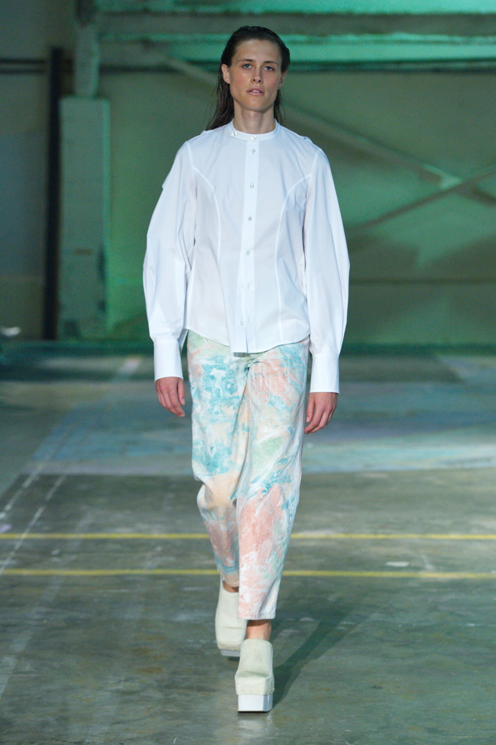 Fashion Week New York Spring/Summer 2020 look 19 from the Eckhaus Latta collection 女装