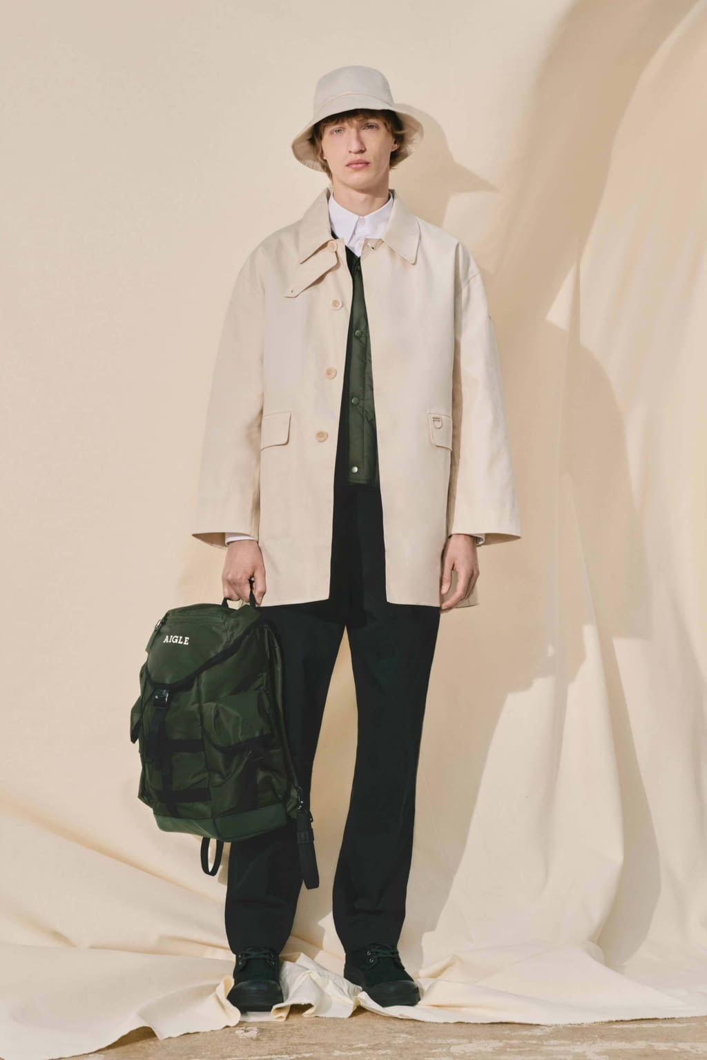 Fashion Week Paris Spring/Summer 2022 look 2 from the Aigle collection 女装