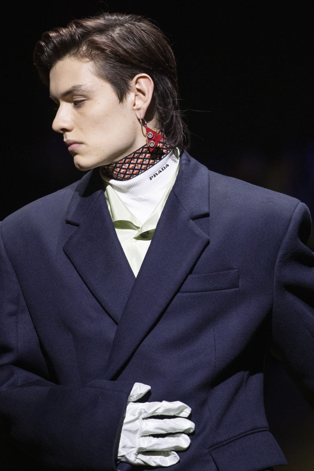 Fashion Week Milan Fall/Winter 2022 look 1 from the Prada collection menswear accessories