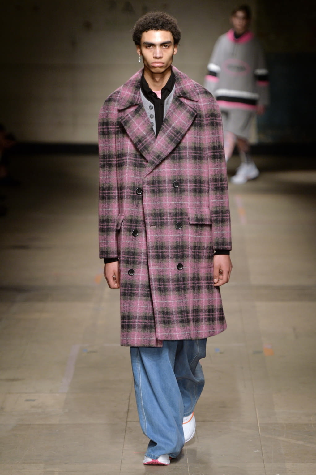 Fashion Week London Fall/Winter 2017 look 20 from the Topman Design collection menswear
