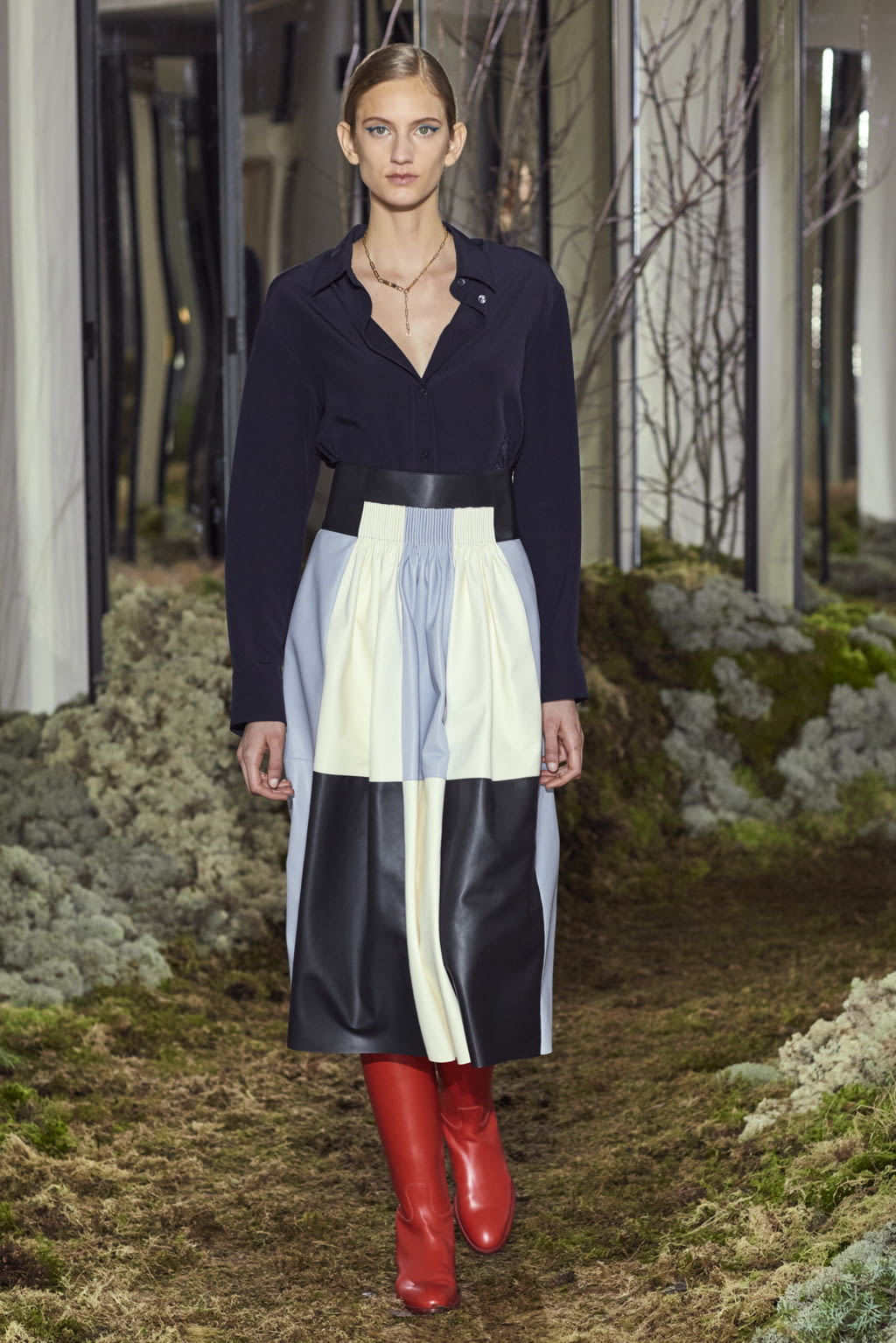 Fashion Week Paris Pre-Fall 2018 look 20 from the Hermès collection womenswear