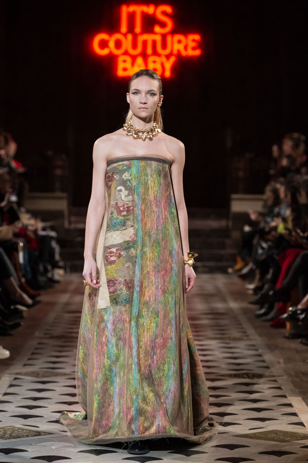 Fashion Week Paris Spring/Summer 2018 look 20 from the Maison Rabih Kayrouz collection couture