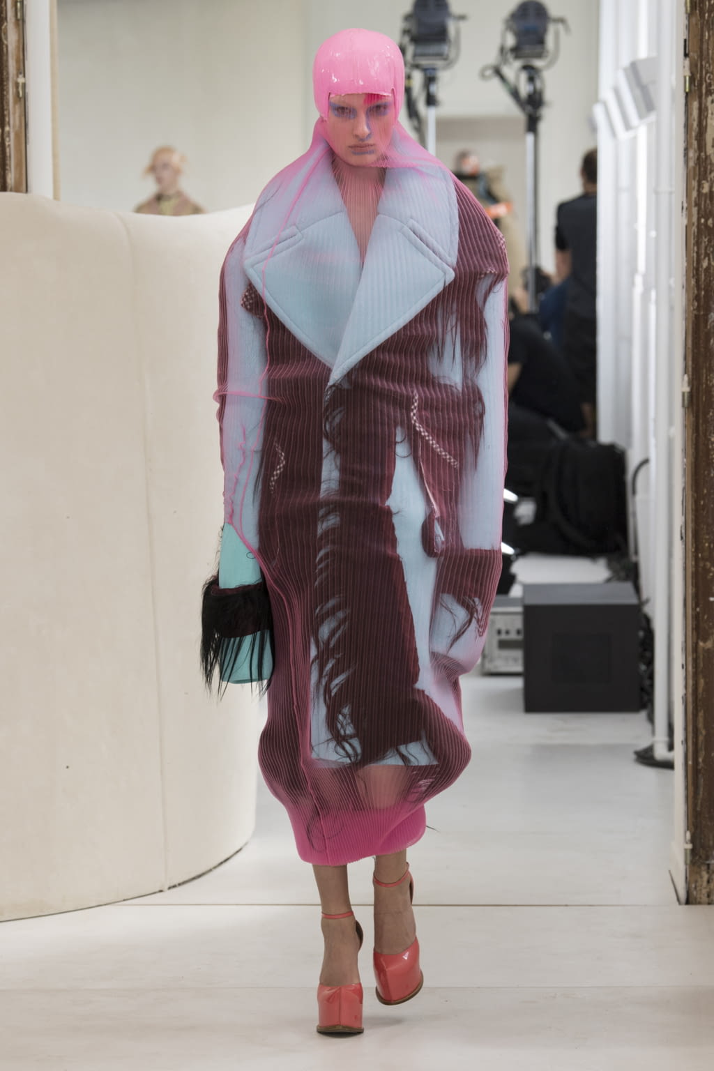 Fashion Week Paris Fall/Winter 2018 look 20 from the Maison Margiela collection 高级定制