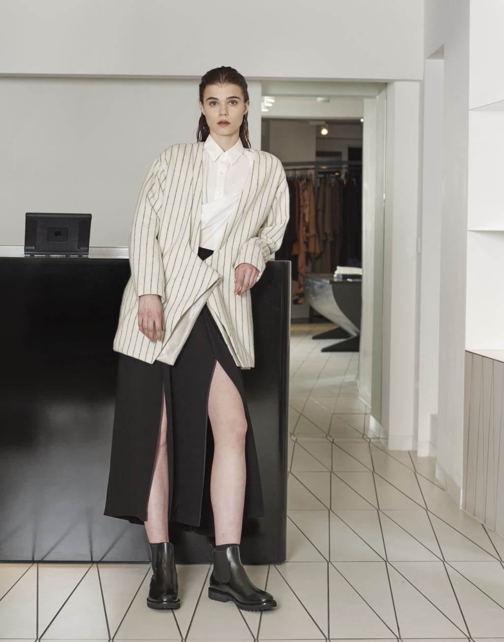 Fashion Week London Pre-Fall 2018 look 21 from the Chalayan collection womenswear