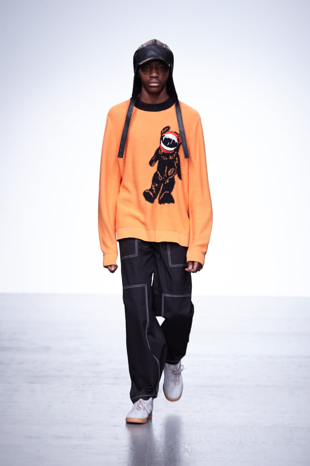 Fashion Week London Spring/Summer 2018 look 22 from the Liam Hodges collection 男装