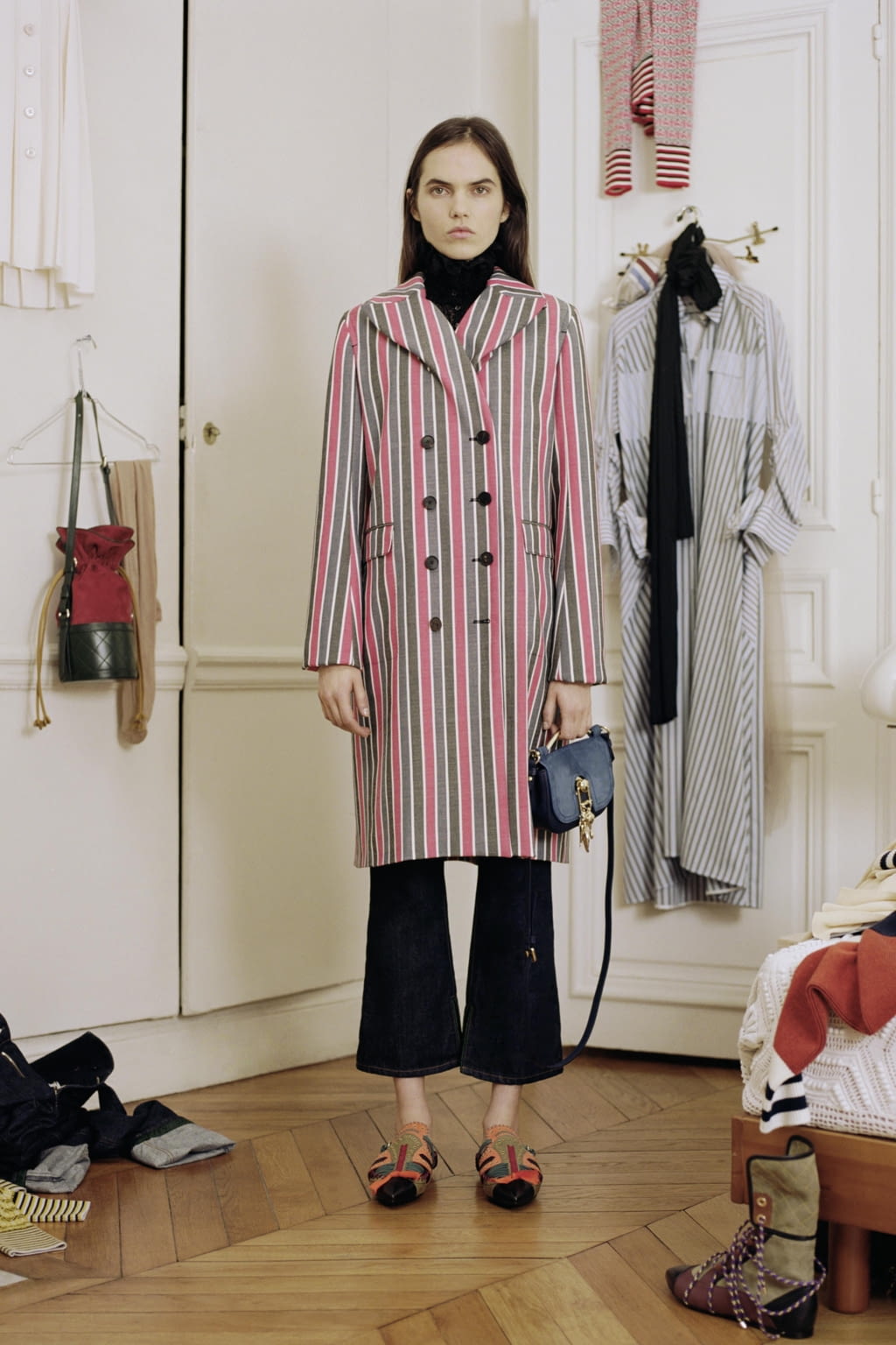 Fashion Week Paris Pre-Fall 2018 look 22 from the Carven collection womenswear
