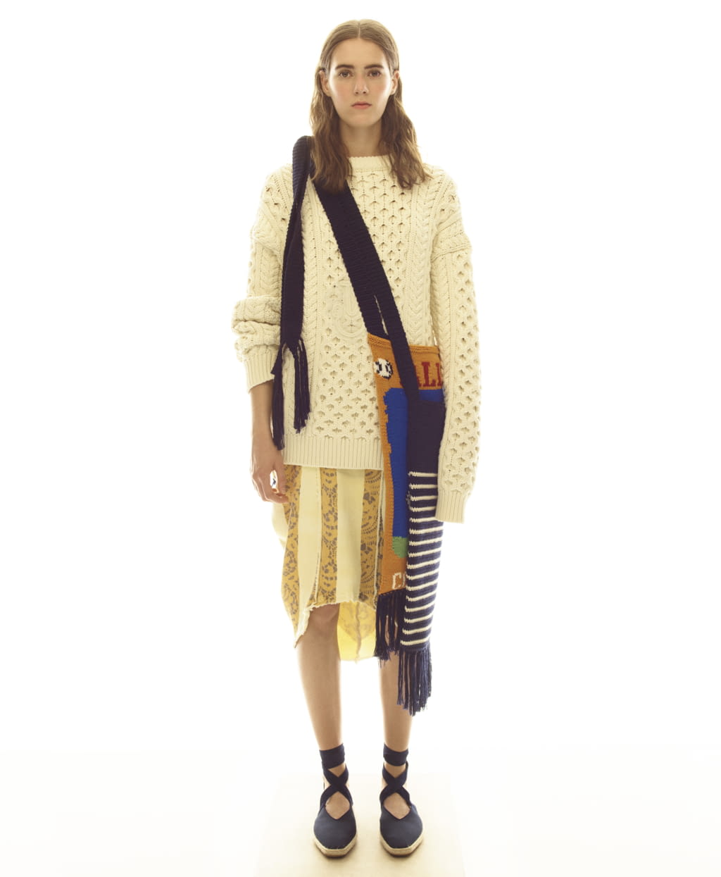Fashion Week London Resort 2018 look 22 from the JW Anderson collection 女装