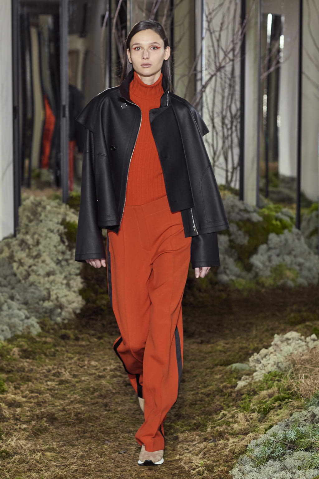 Fashion Week Paris Pre-Fall 2018 look 22 from the Hermès collection womenswear