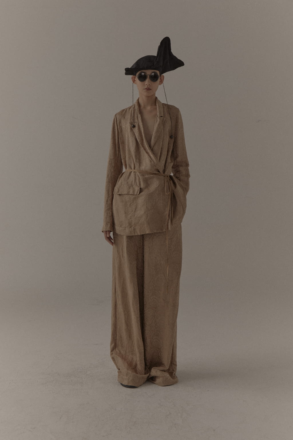 Fashion Week Paris Spring/Summer 2021 look 23 from the Uma Wang collection womenswear