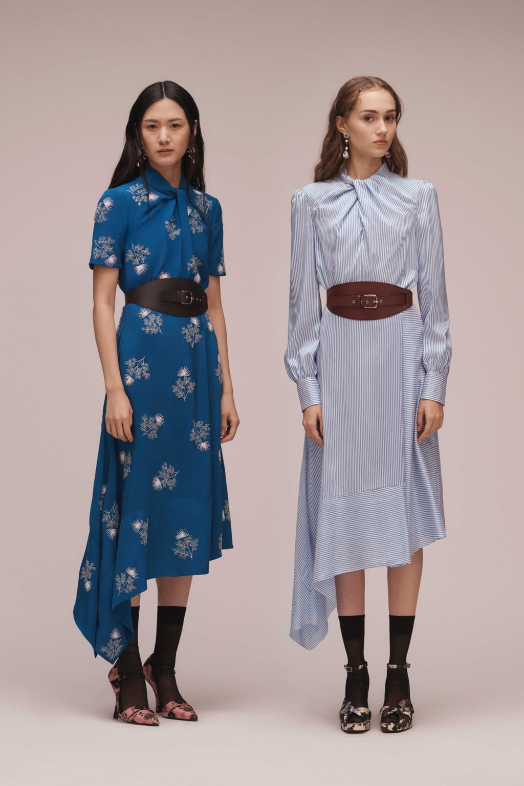 Fashion Week London Pre-Fall 2018 look 23 from the Erdem collection 女装