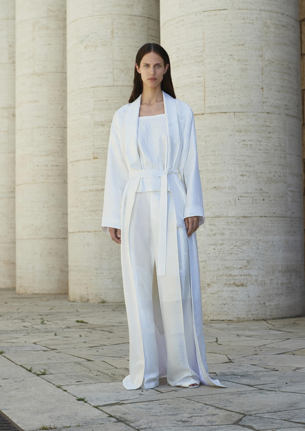 Fashion Week Paris Resort 2018 look 23 from the Givenchy collection womenswear