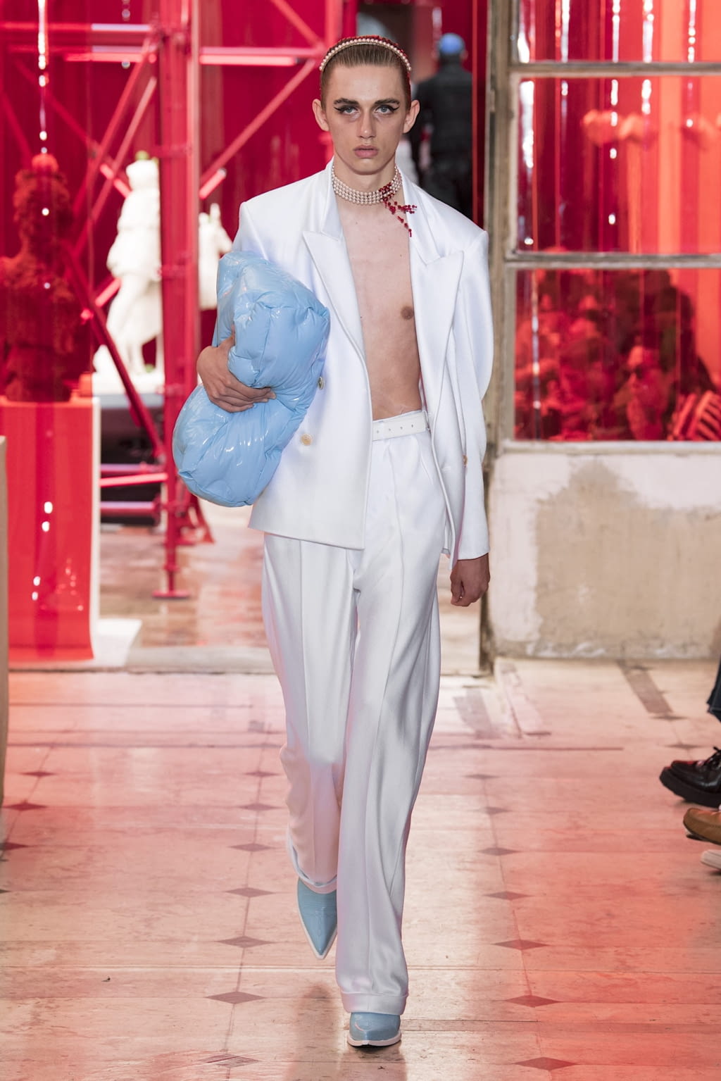 Fashion Week Paris Spring/Summer 2019 look 23 from the Maison Margiela collection menswear