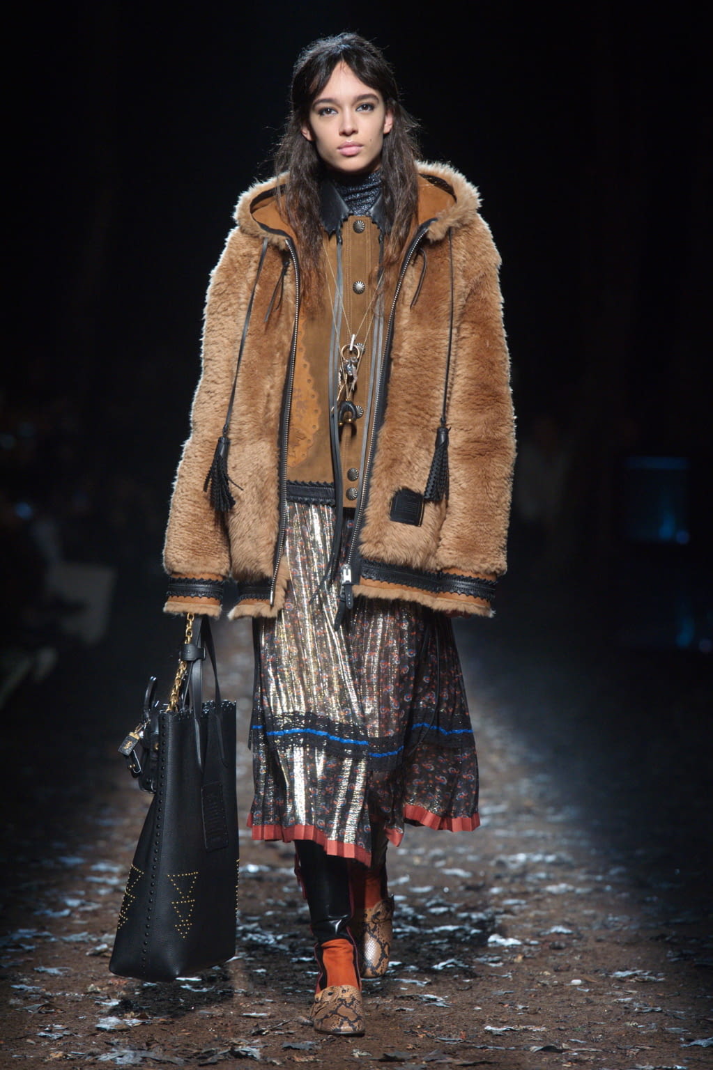 Fashion Week New York Fall/Winter 2018 look 24 from the Coach collection womenswear