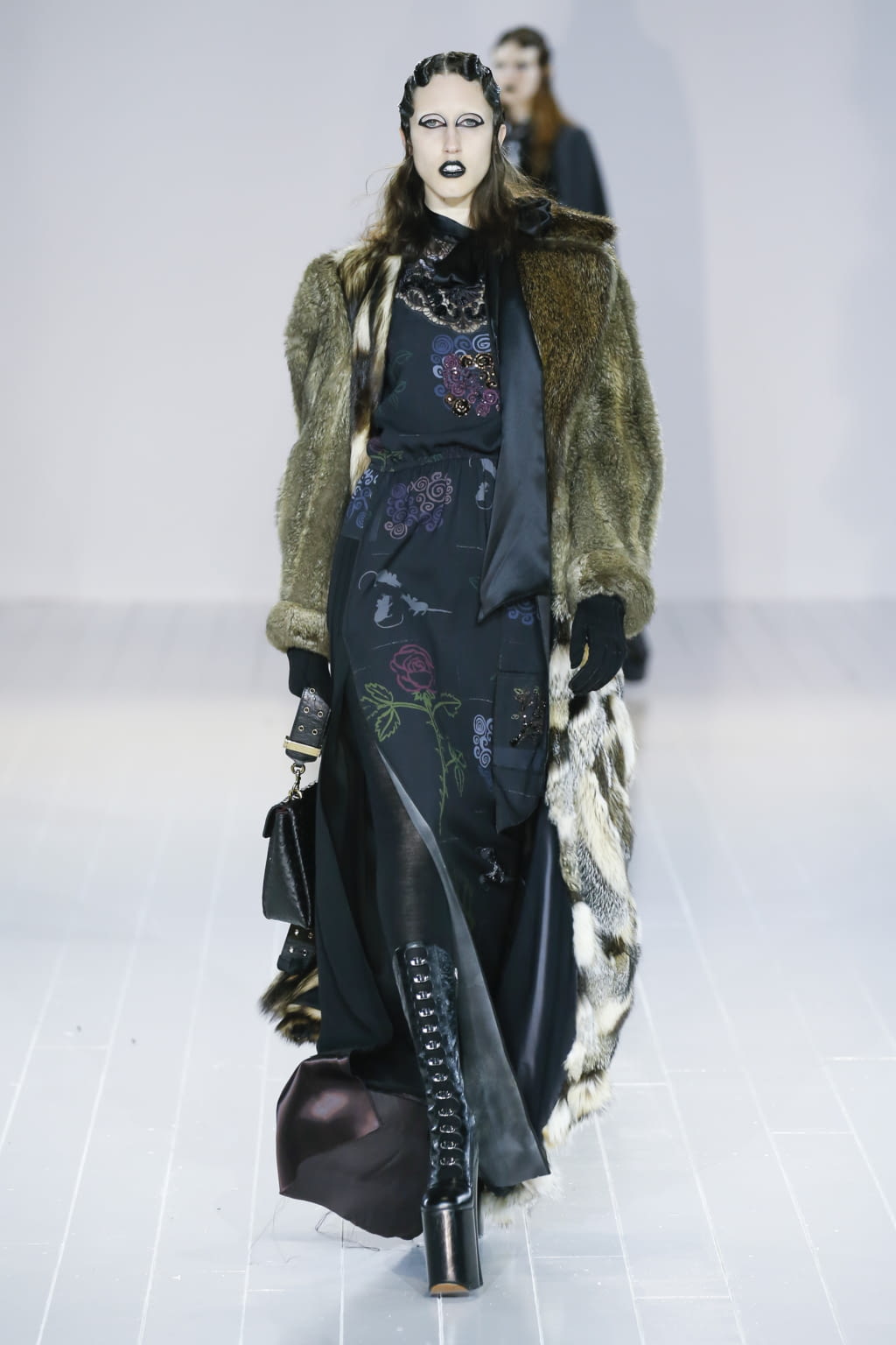 Fashion Week New York Fall/Winter 2016 look 24 from the Marc Jacobs collection womenswear