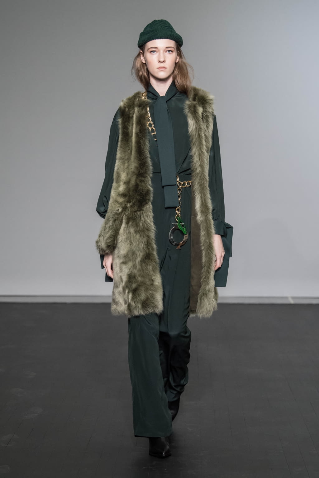 Fashion Week Paris Fall/Winter 2018 look 24 from the Nobi Talai collection 女装
