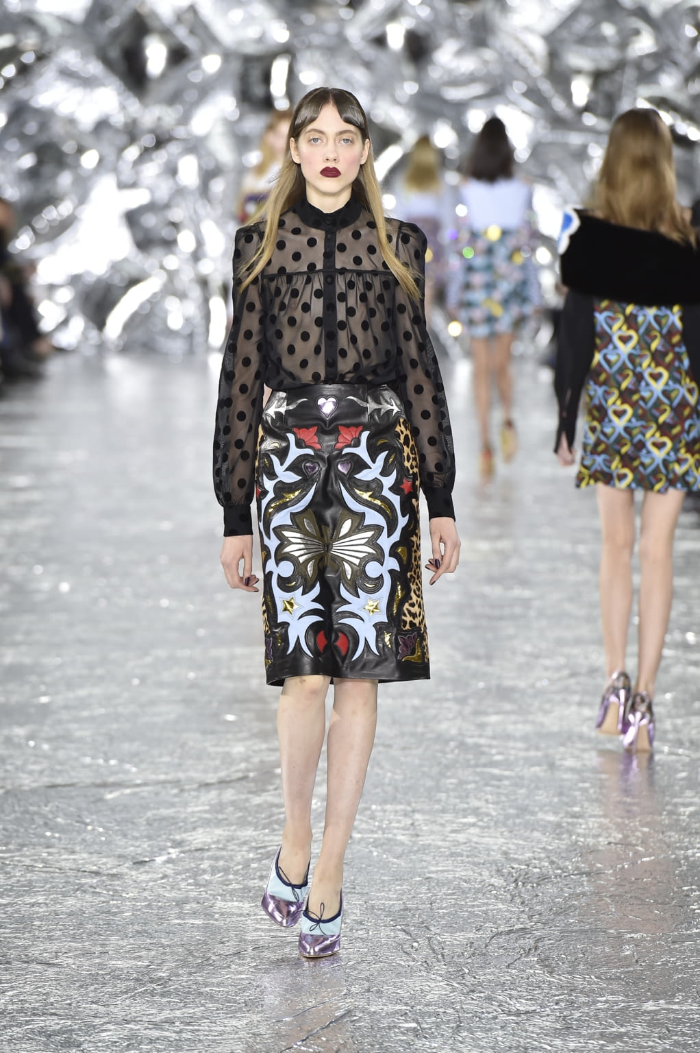 Fashion Week London Fall/Winter 2016 look 26 from the Mary Katrantzou collection 女装