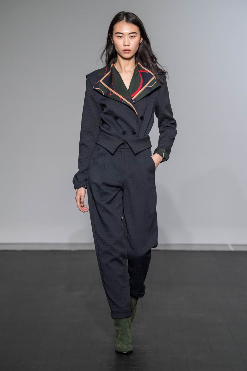 Fashion Week Paris Fall/Winter 2018 look 26 from the Nobi Talai collection 女装