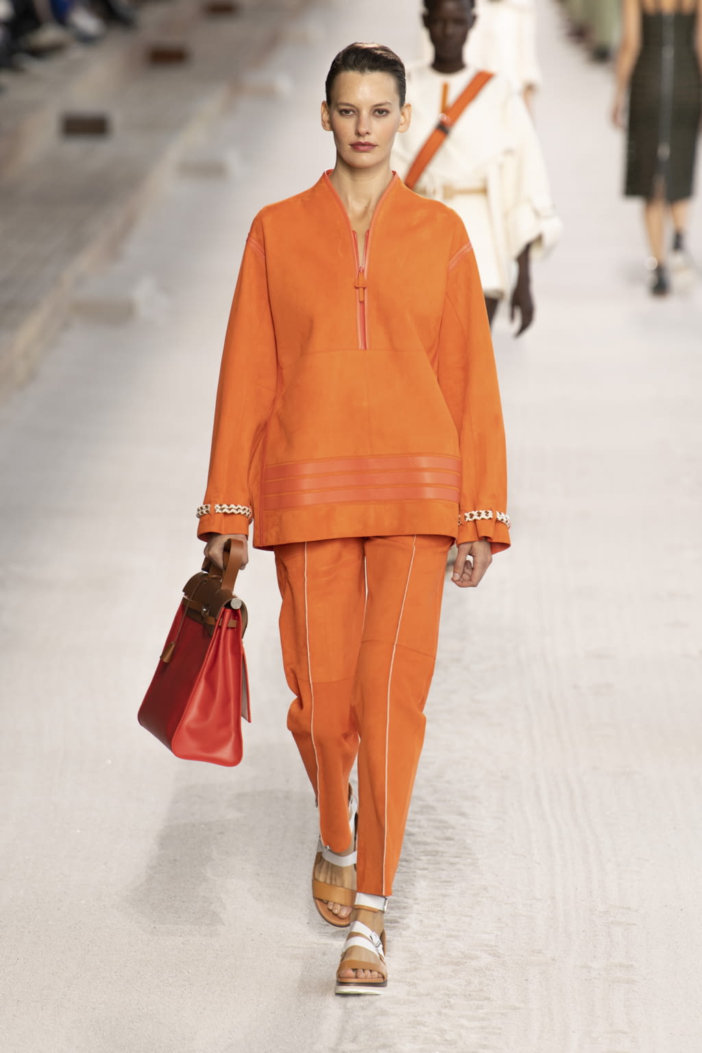 Fashion Week Paris Spring/Summer 2019 look 26 from the Hermès collection 女装