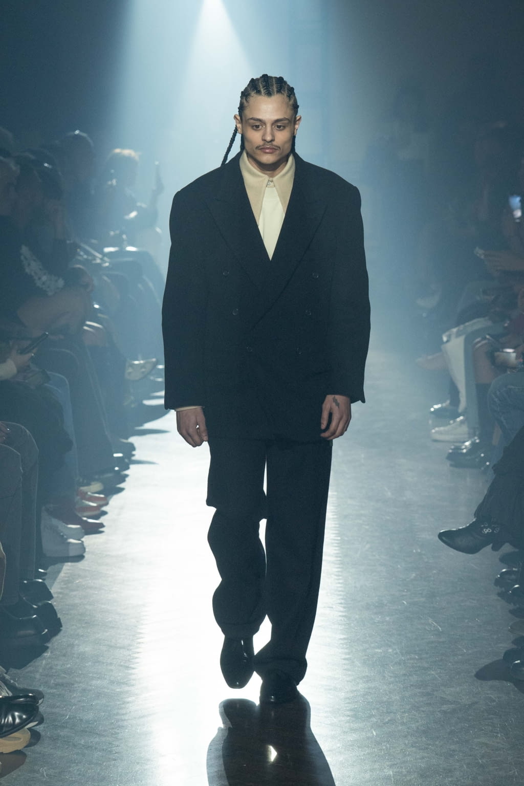 Fashion Week New York Fall/Winter 2022 look 27 from the Willy Chavarria collection menswear