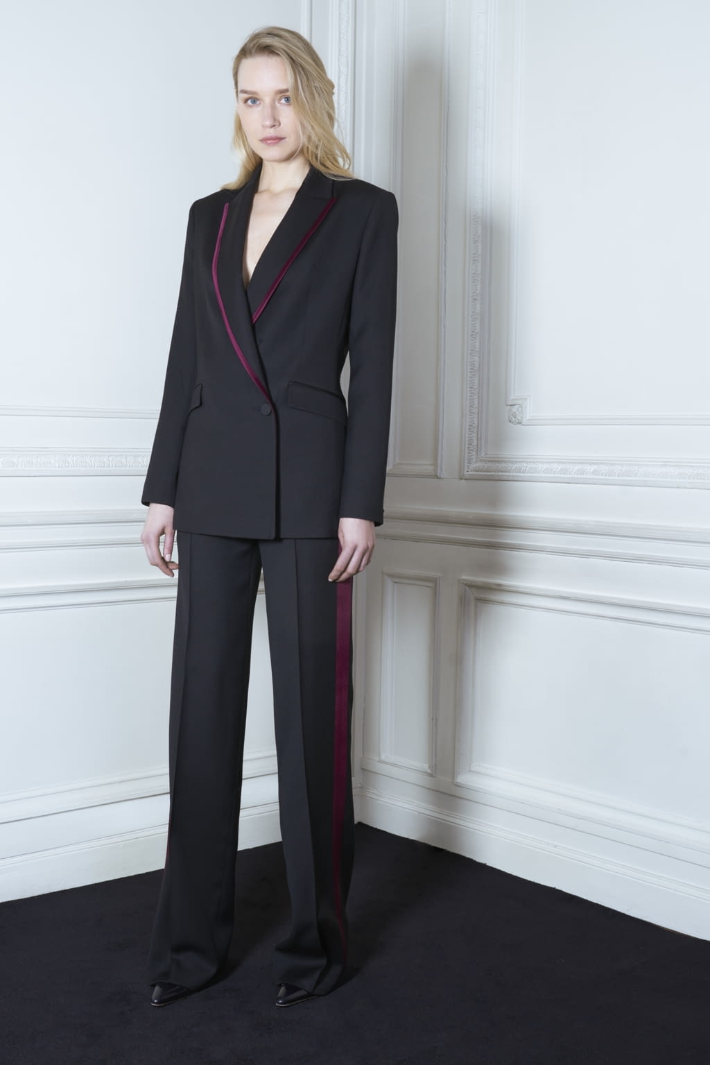 Fashion Week Paris Fall/Winter 2019 look 29 from the Pallas Paris collection womenswear