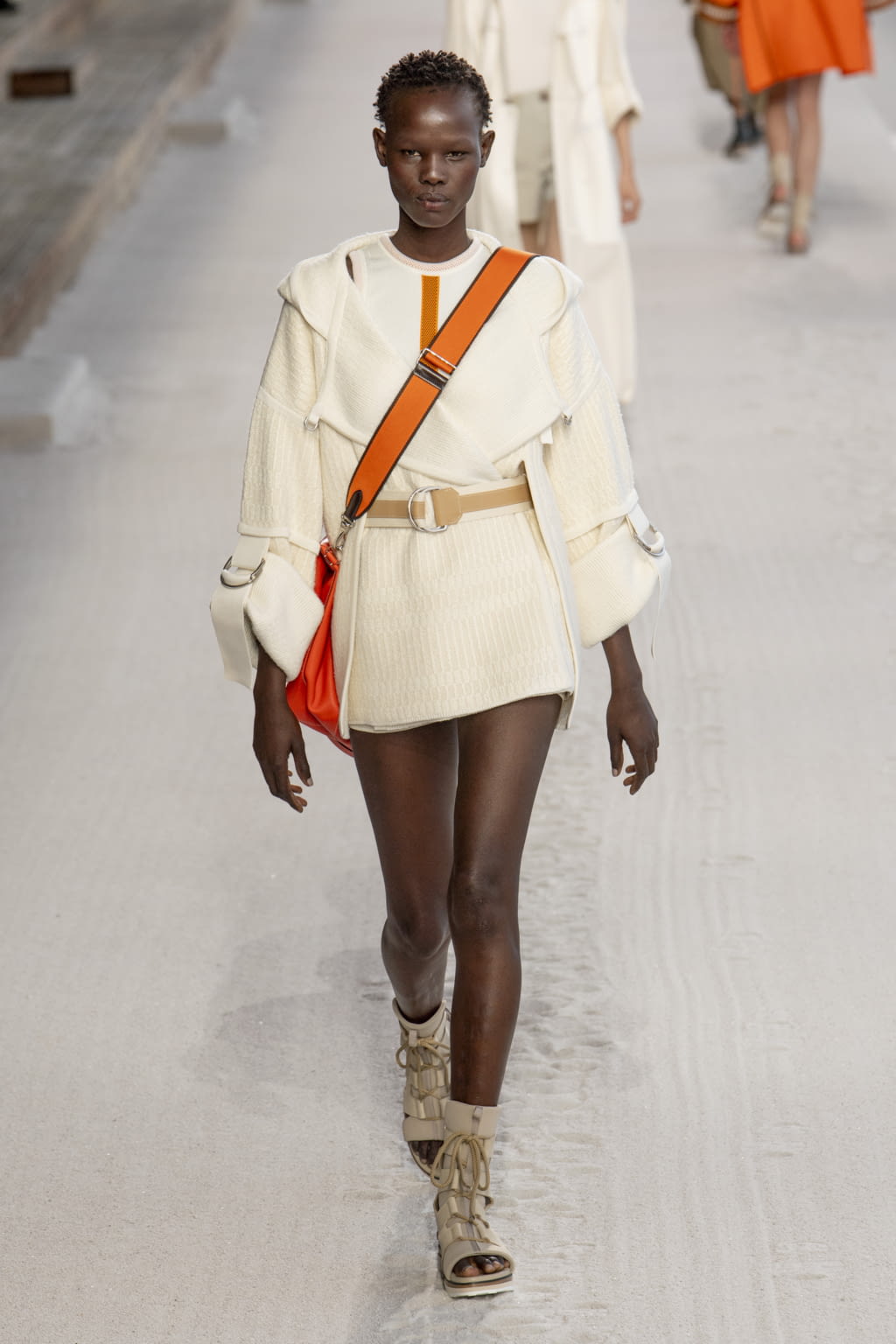 Fashion Week Paris Spring/Summer 2019 look 27 from the Hermès collection womenswear