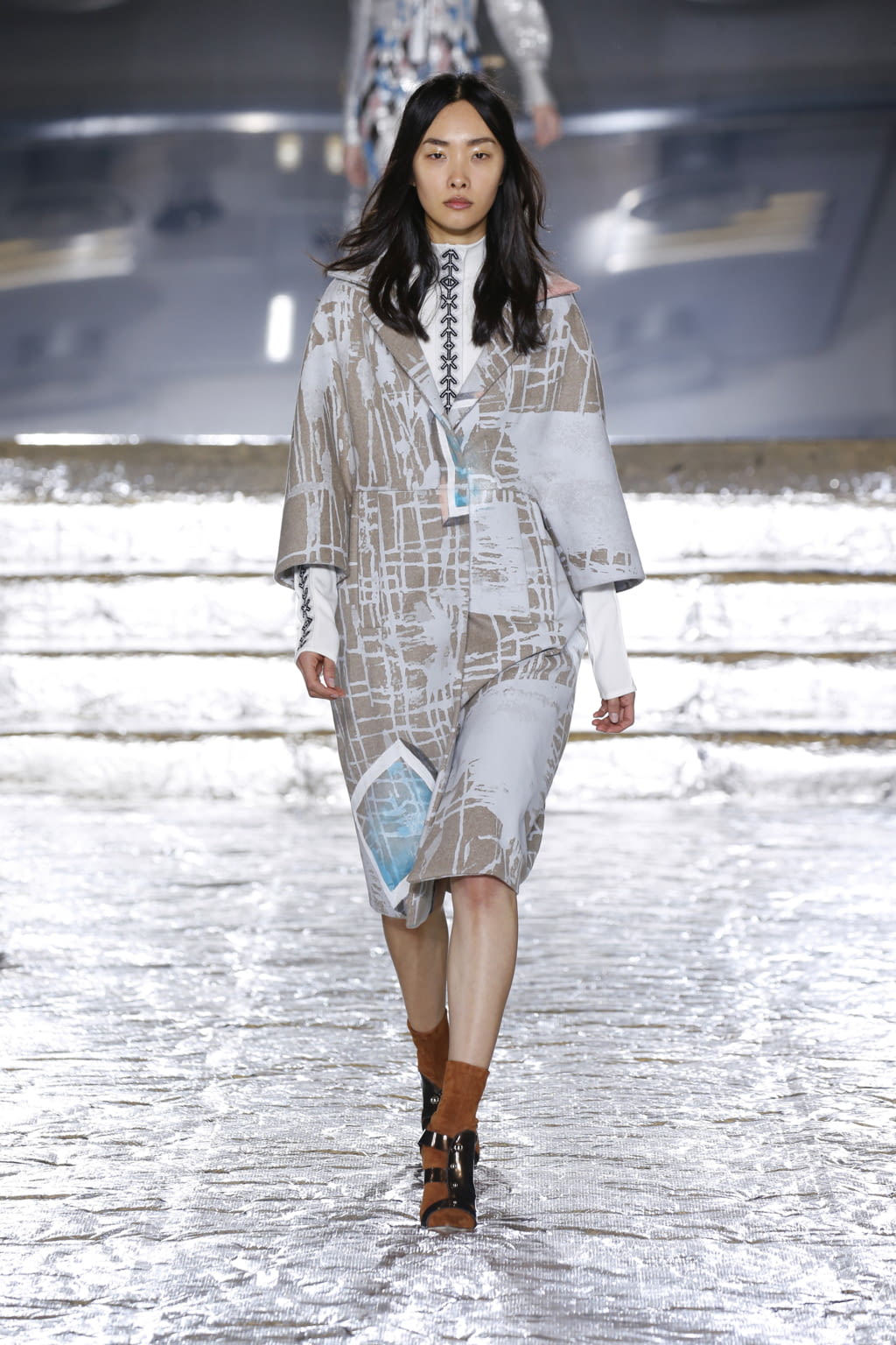 Fashion Week London Fall/Winter 2016 look 28 from the Peter Pilotto collection womenswear