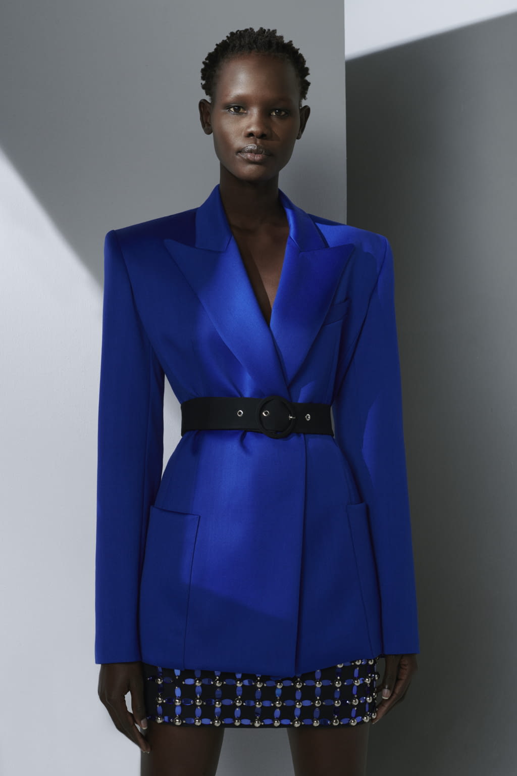 Fashion Week London Resort 2019 look 29 from the David Koma collection 女装