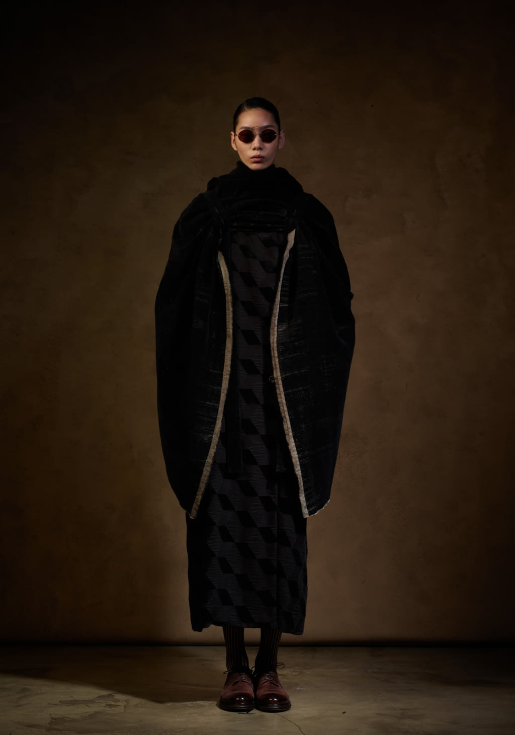 Fashion Week Paris Fall/Winter 2021 look 28 from the Uma Wang collection womenswear