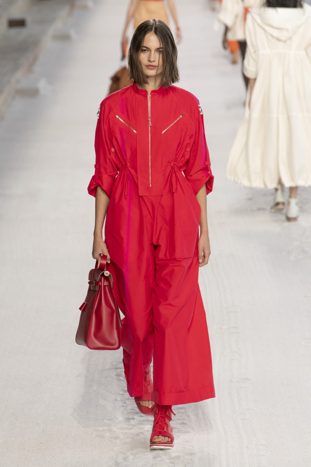 Fashion Week Paris Spring/Summer 2019 look 29 from the Hermès collection womenswear