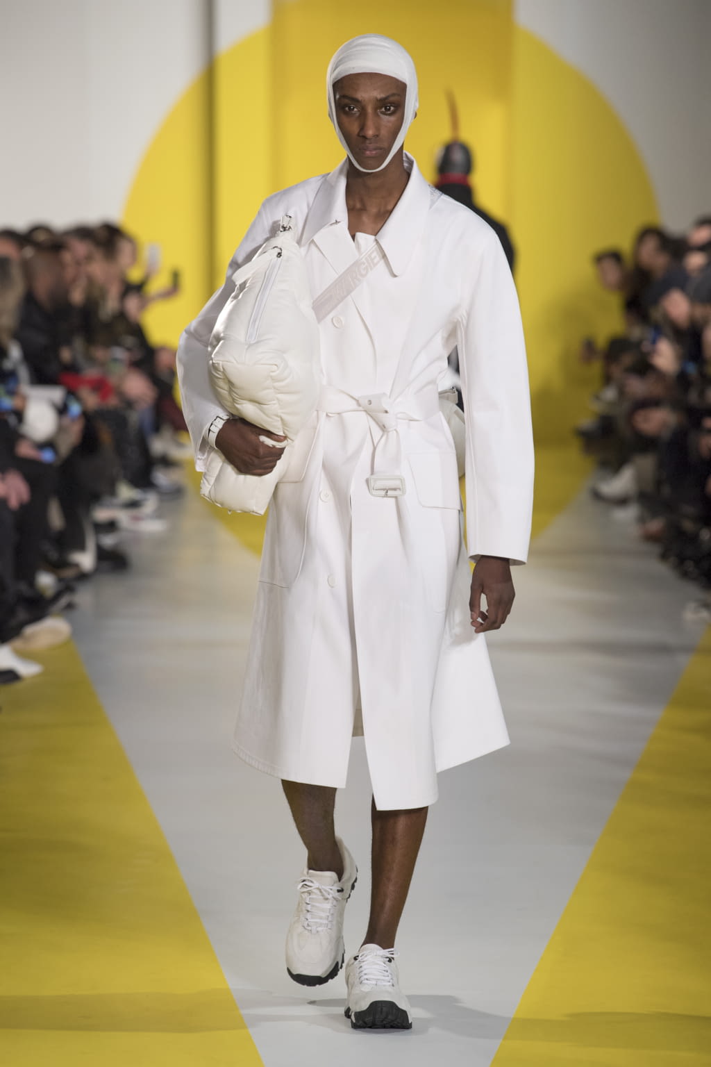 Fashion Week Paris Fall/Winter 2018 look 29 from the Maison Margiela collection menswear