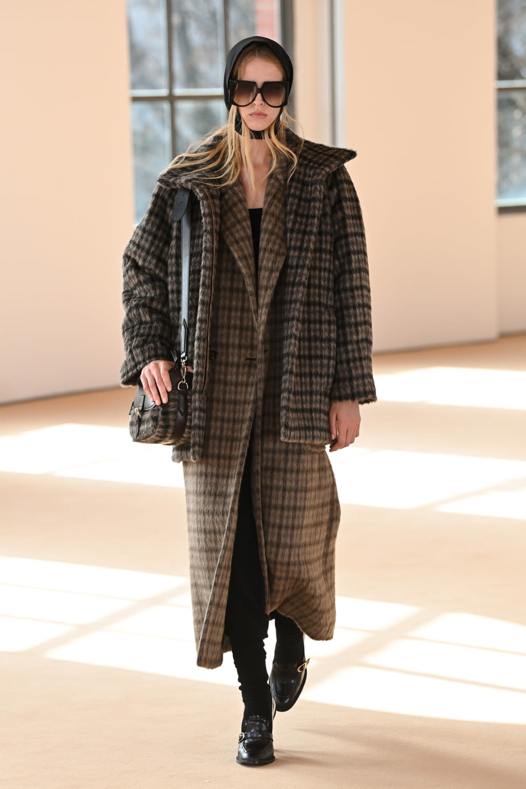 Fashion Week Milan Fall/Winter 2021 look 30 from the Max Mara collection 女装