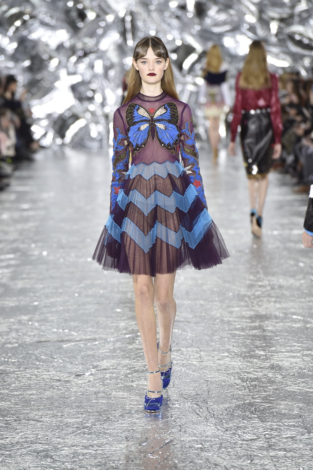Fashion Week London Fall/Winter 2016 look 30 from the Mary Katrantzou collection 女装