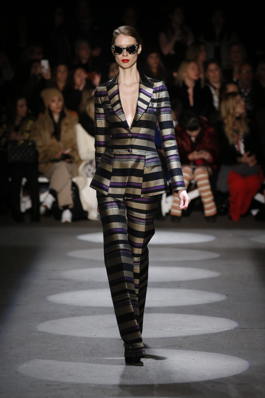 Fashion Week New York Fall/Winter 2016 look 31 from the Christian Siriano collection womenswear