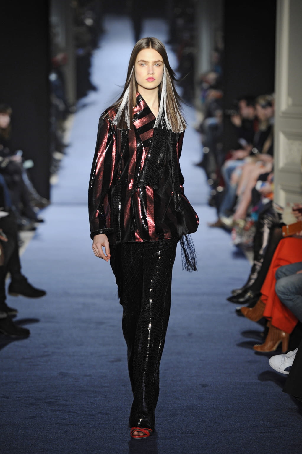 Fashion Week Paris Fall/Winter 2016 look 31 from the Alexis Mabille collection womenswear