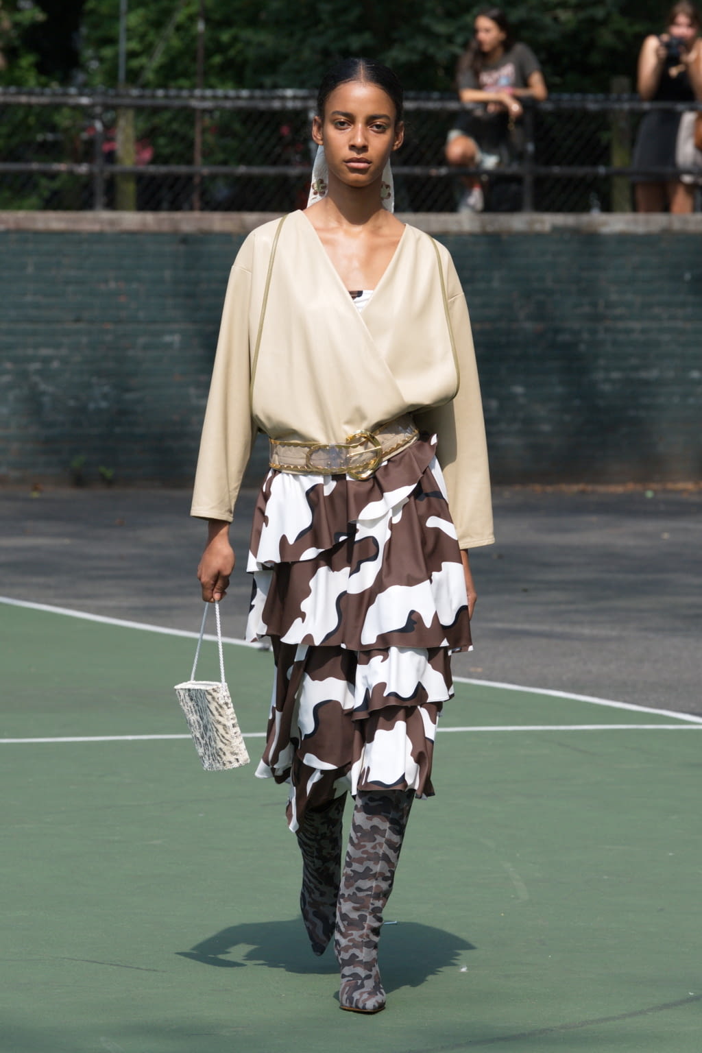 Fashion Week New York Spring/Summer 2020 look 31 from the Maryam Nassir Zadeh collection 女装