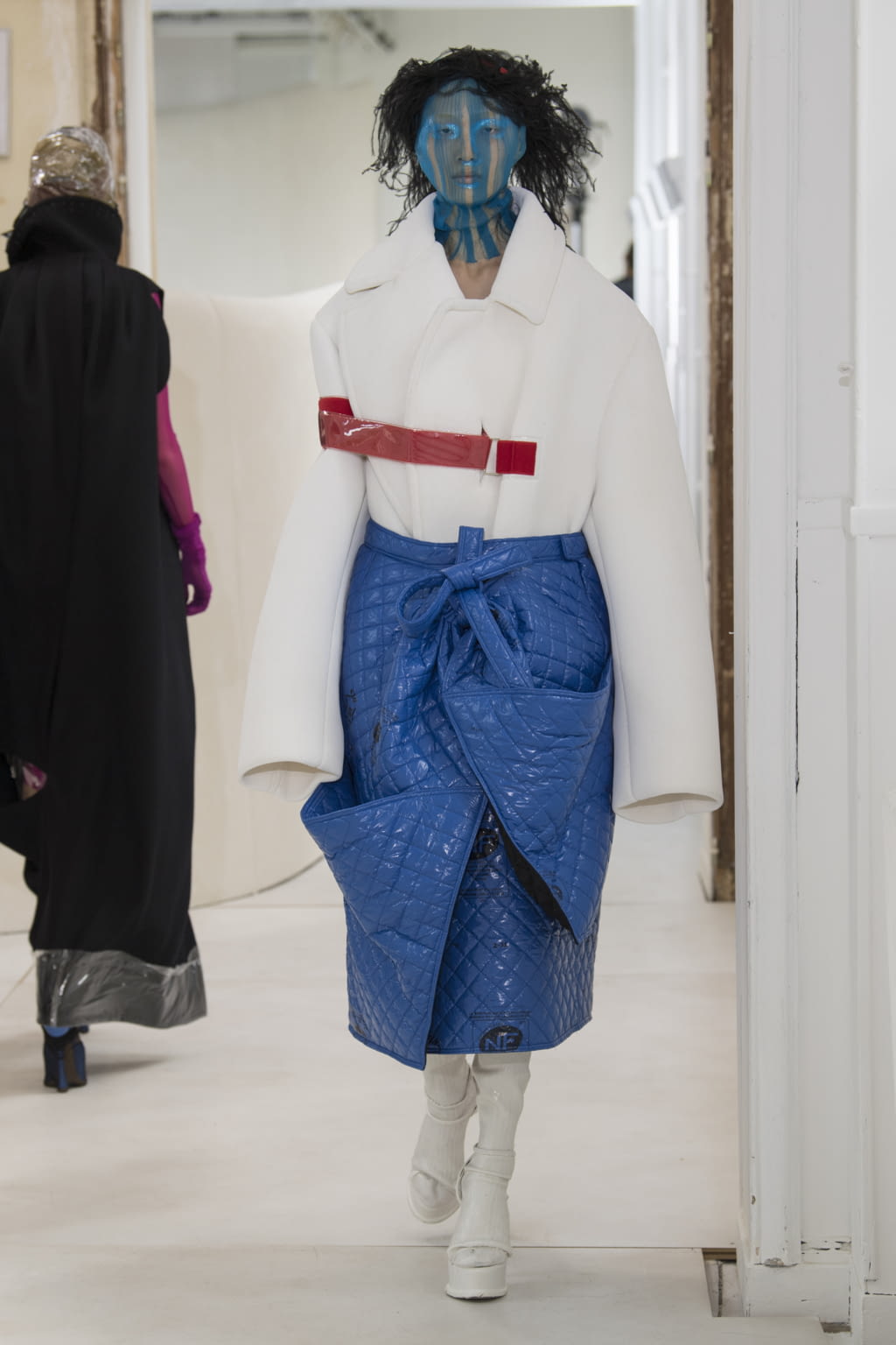 Fashion Week Paris Fall/Winter 2018 look 31 de la collection Maison Margiela couture