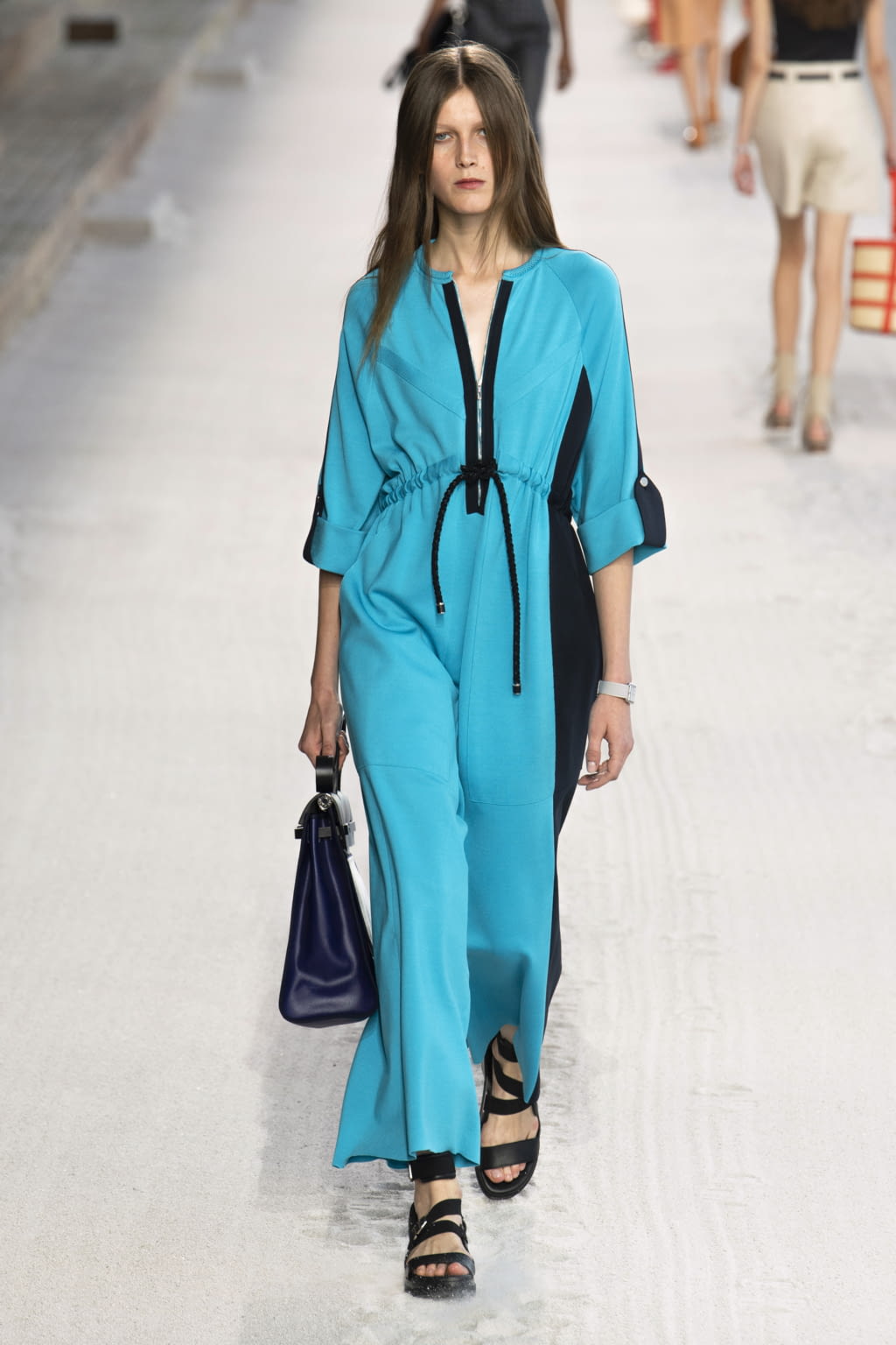 Fashion Week Paris Spring/Summer 2019 look 33 from the Hermès collection 女装