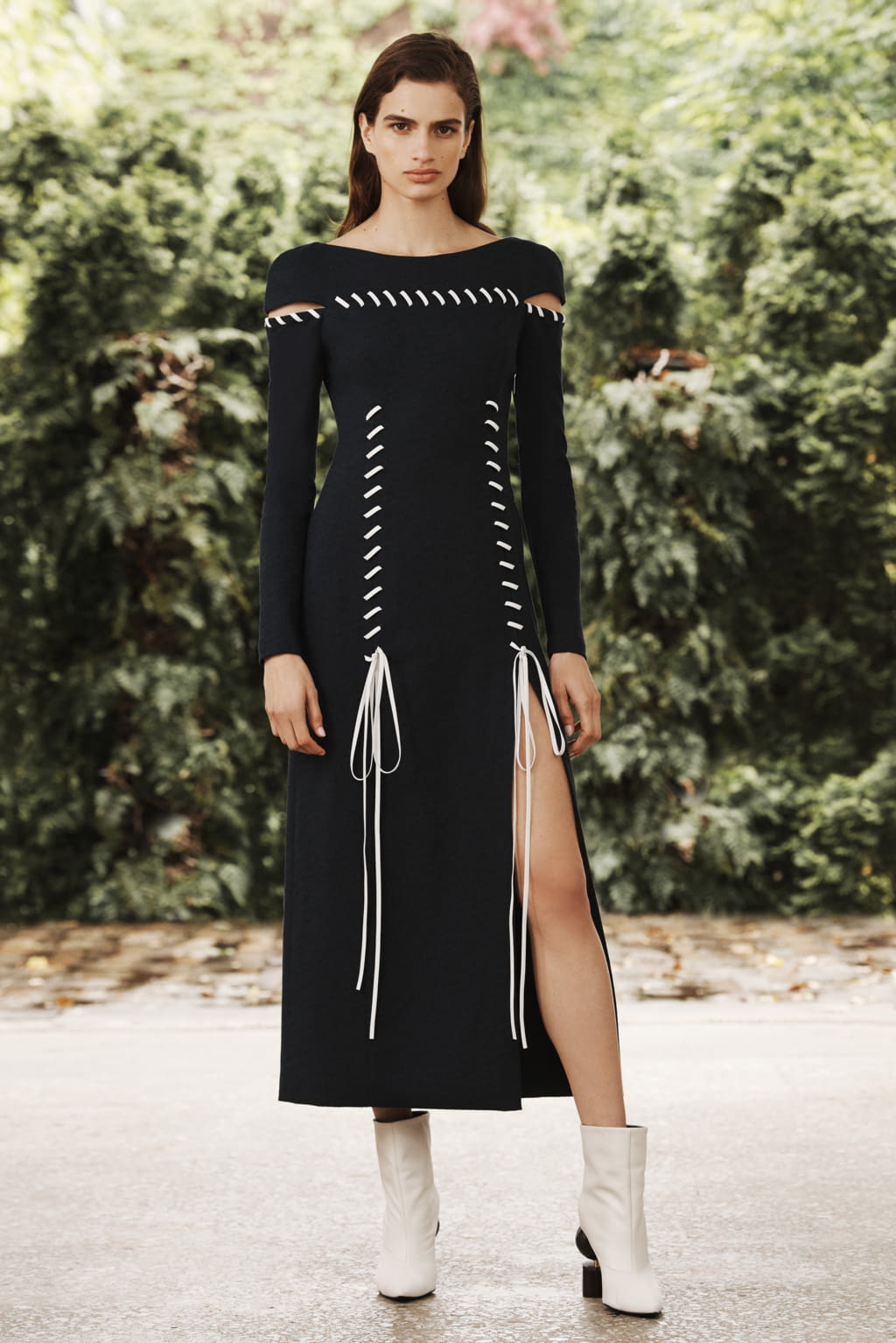 Fashion Week New York Resort 2019 look 30 from the Prabal Gurung collection womenswear