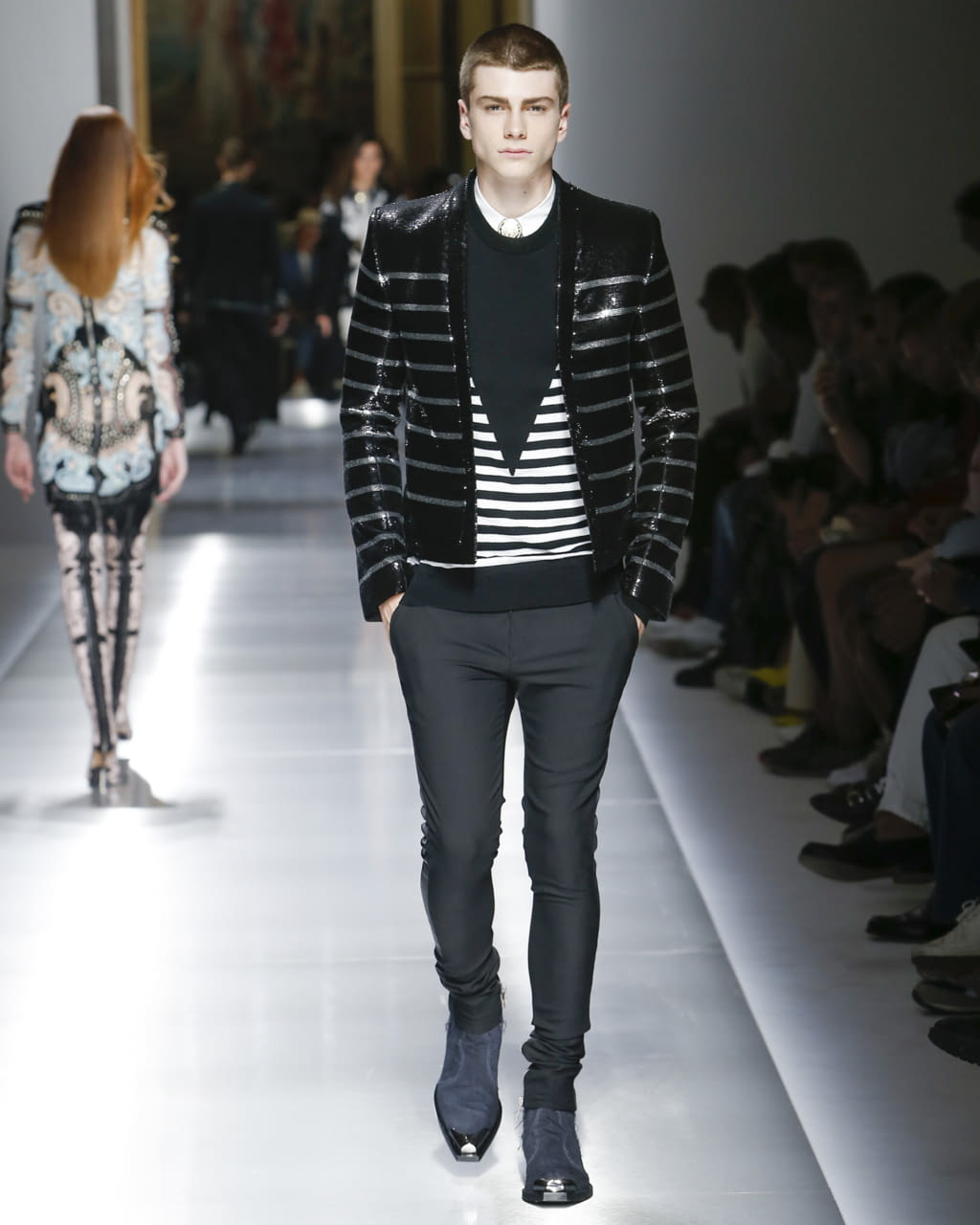 Fashion Week Paris Spring/Summer 2018 look 34 from the Balmain collection 男装
