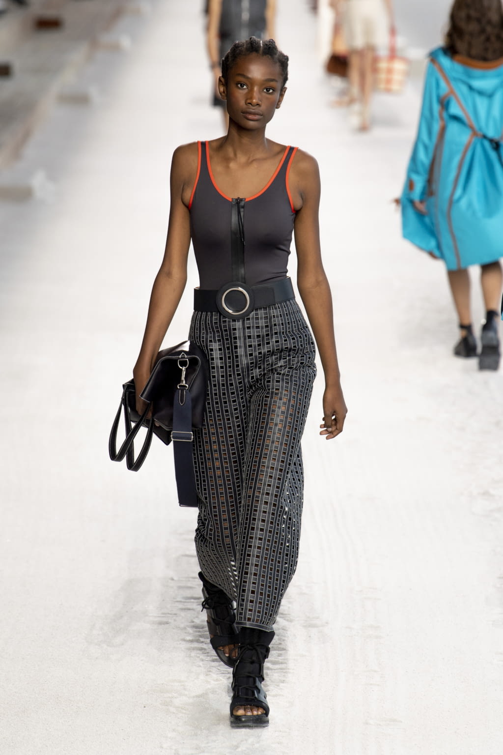 Fashion Week Paris Spring/Summer 2019 look 34 from the Hermès collection 女装