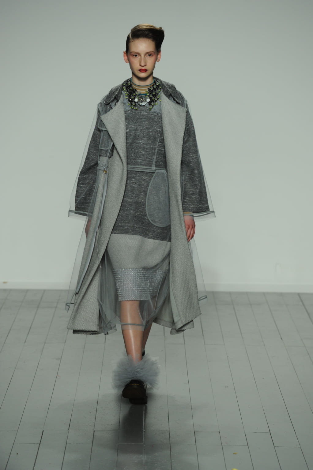 Fashion Week London Fall/Winter 2019 look 34 from the On:Off collection womenswear