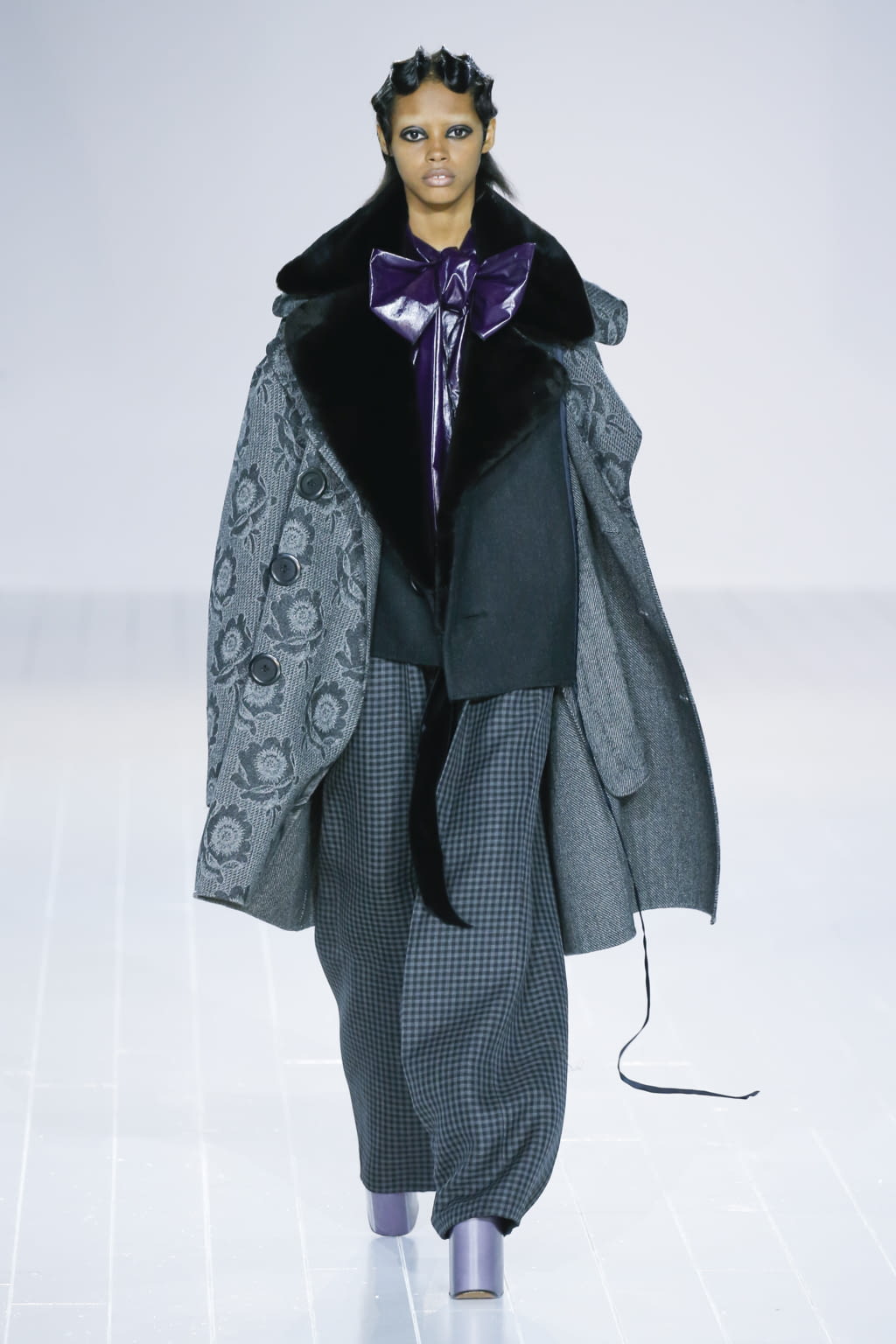 Fashion Week New York Fall/Winter 2016 look 36 from the Marc Jacobs collection womenswear