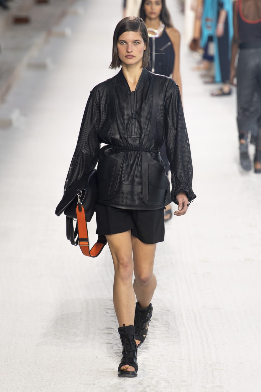 Fashion Week Paris Spring/Summer 2019 look 36 from the Hermès collection womenswear