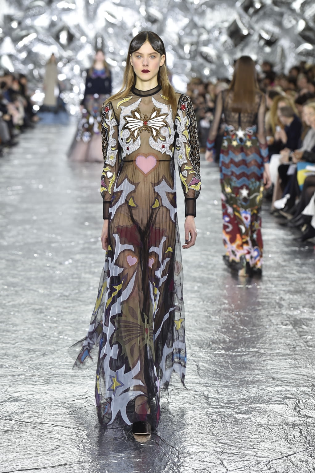 Fashion Week London Fall/Winter 2016 look 37 from the Mary Katrantzou collection 女装