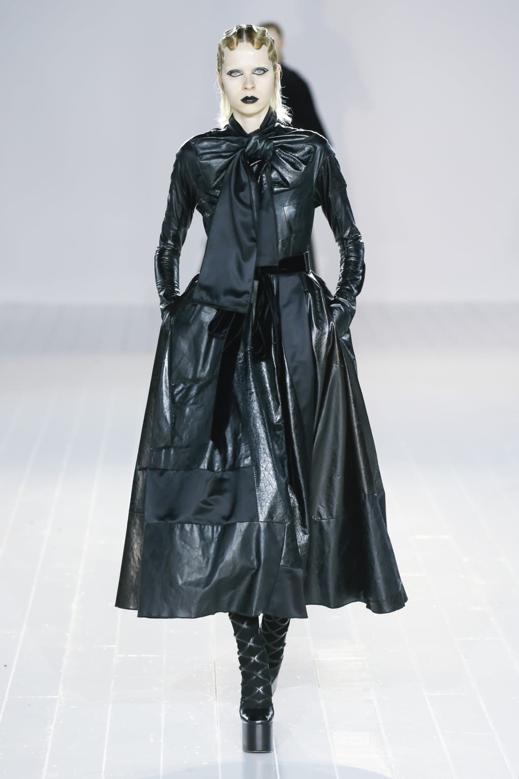 Fashion Week New York Fall/Winter 2016 look 38 de la collection Marc Jacobs womenswear