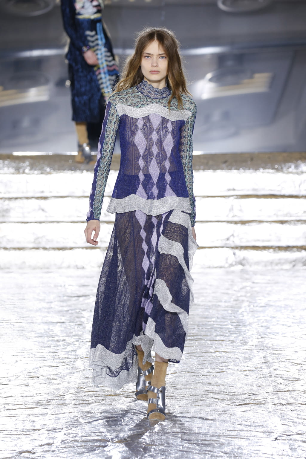 Fashion Week London Fall/Winter 2016 look 38 from the Peter Pilotto collection womenswear